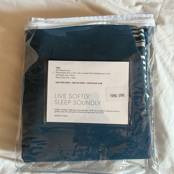 NWT Kickee Pants Fishing Stripe Twin Sheet Set Blue - Picture 5 of 6